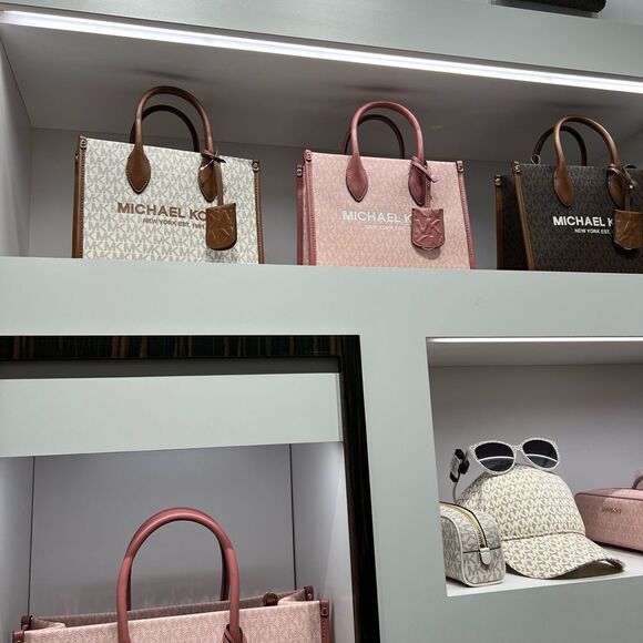 Michael Kors Mirella SM Shopper Vanilla  Messenger Shoulder Xbody Purse Logo - Picture 11 of 13